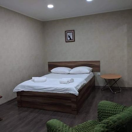 Lagaza'S Home Pekini Tbilisi Eksteriør bilde